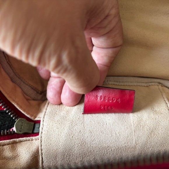 Gucci Mini Marmont Matelasse Backpack - Picture 4 of 4
